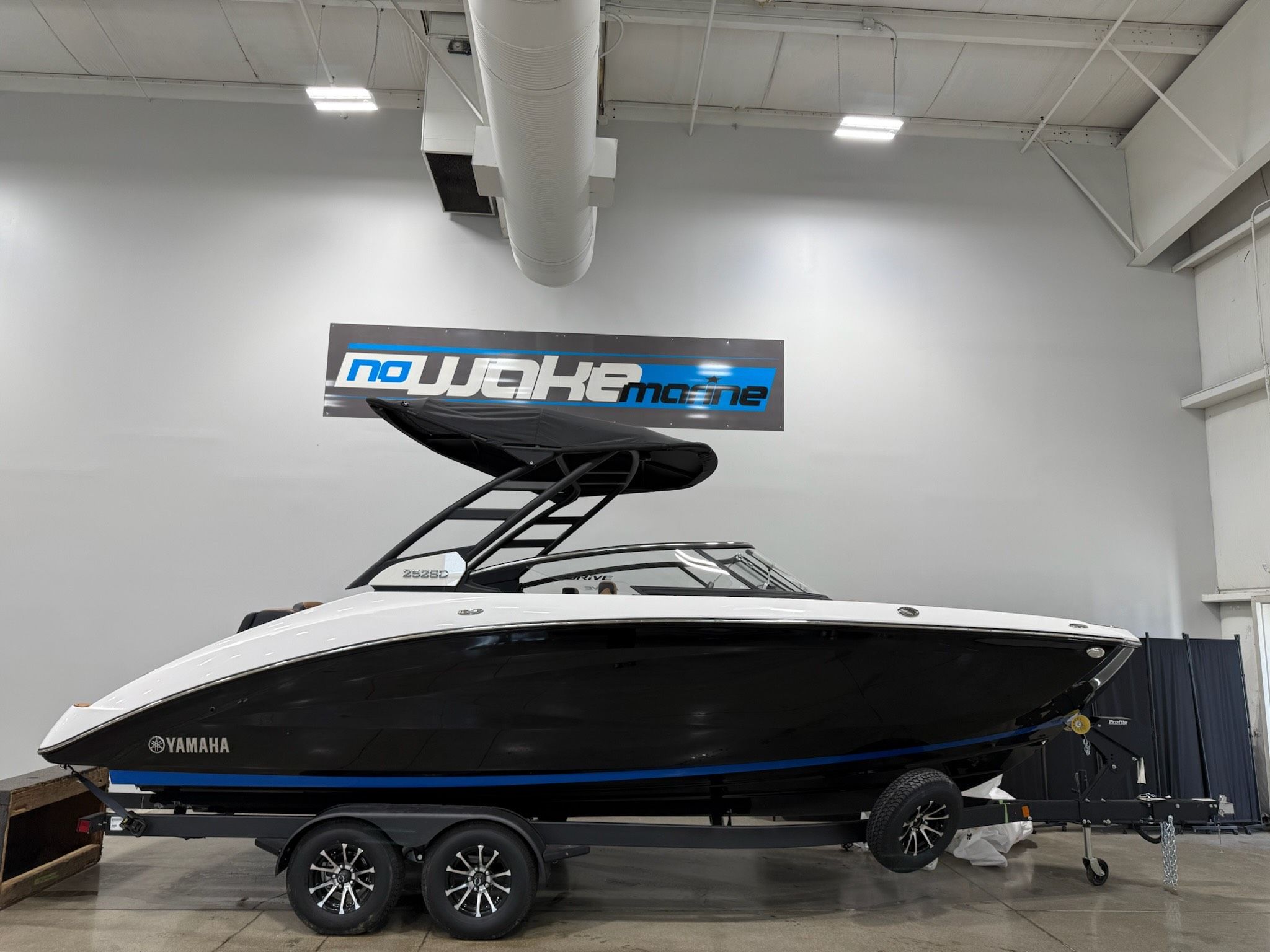 New 2026 Yamaha Boats 252SD For Sale in Cincinnati, OH | No Wake
